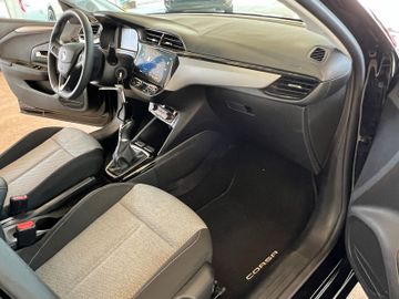 Fotografie 13 des Opel Corsa F Kamera LED Sitz-/Lenkradheizg Allwetter