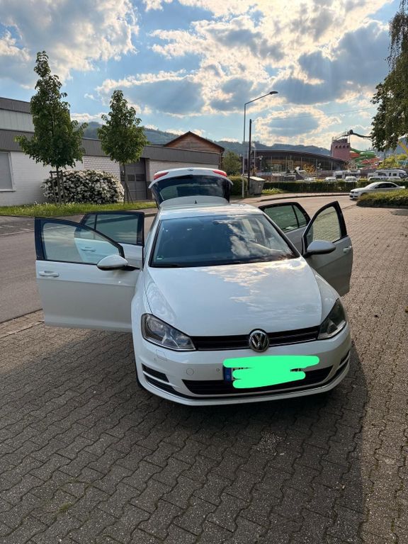 Image of Volkswagen Golf