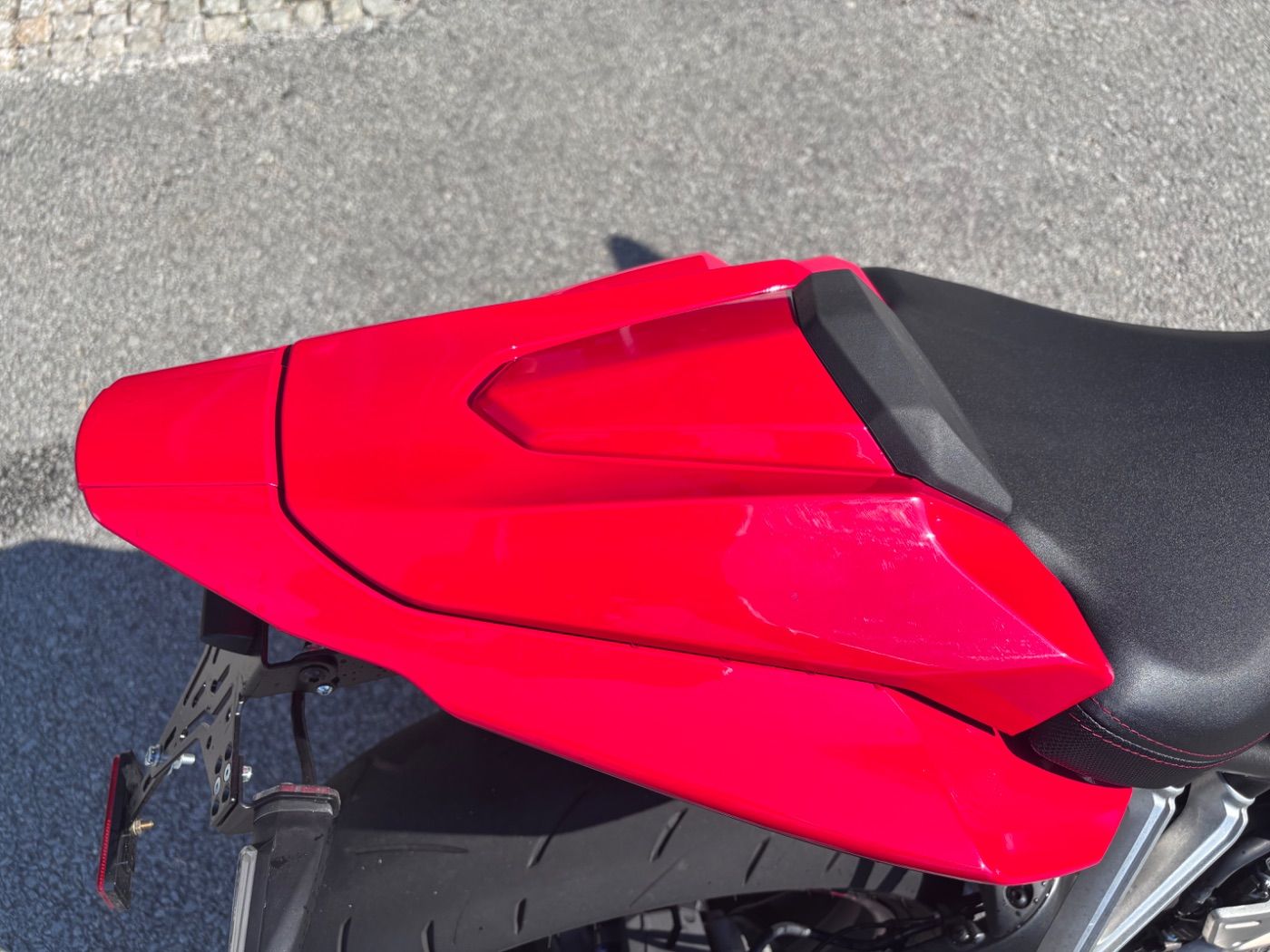 Fahrzeugabbildung Honda CBR 650 R, Sport Paket, Kurzer KZH, Felgenaufkl.