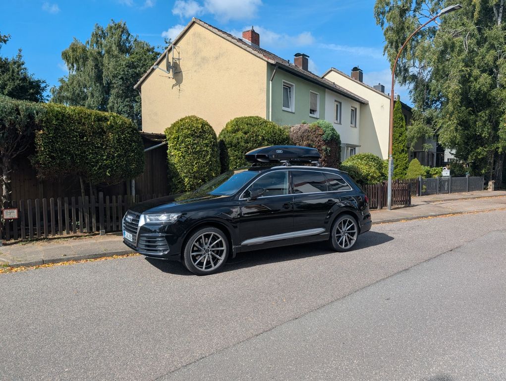 Image of Audi Q7