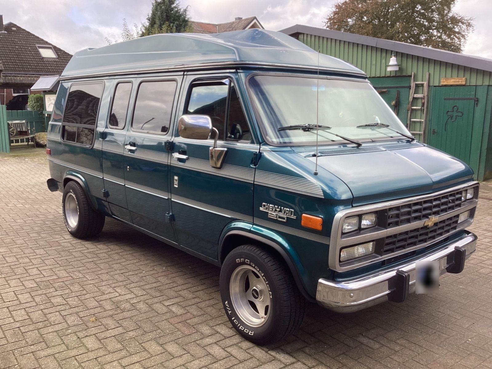 Chevrolet Chevy Van