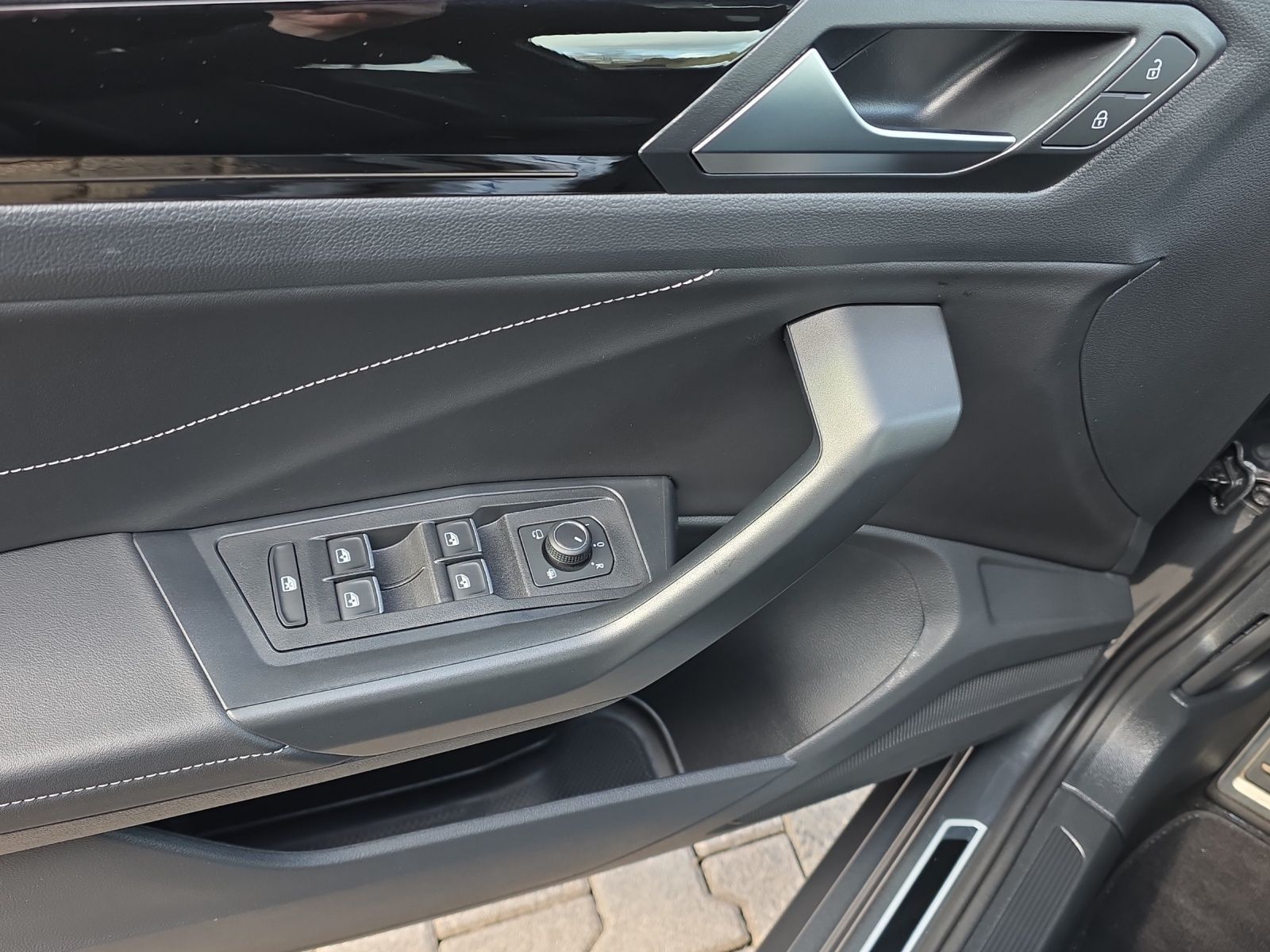 Volkswagen T-Roc - Bild 16