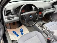 Fahrzeugabbildung BMW 316i Lim. / 2. Hand Navi Xenon Sitzheizung Tempo