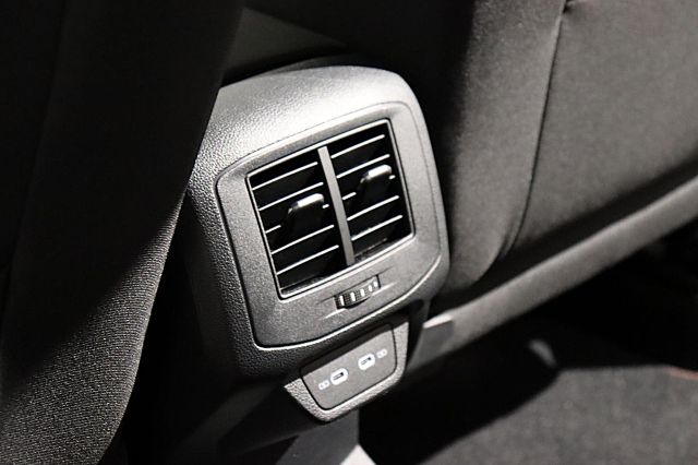 T-Roc Sport 1.5 TSI DSG ACC NAVI SHZ SPORTFW el.