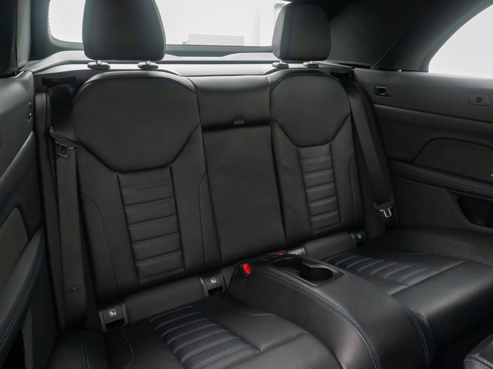 Fahrzeugabbildung BMW M440i Cabrio DAB H/K CockPitPro AHK Alarm 18Zoll