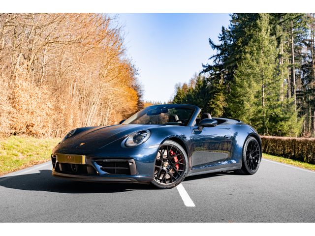 PORSCHE 992 911 Carrera 4 GTS Cabriolet - Sport Chrono -