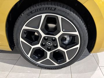 Fotografie 4 des Opel Astra 1.2 Turbo Hybrid 48 V GS