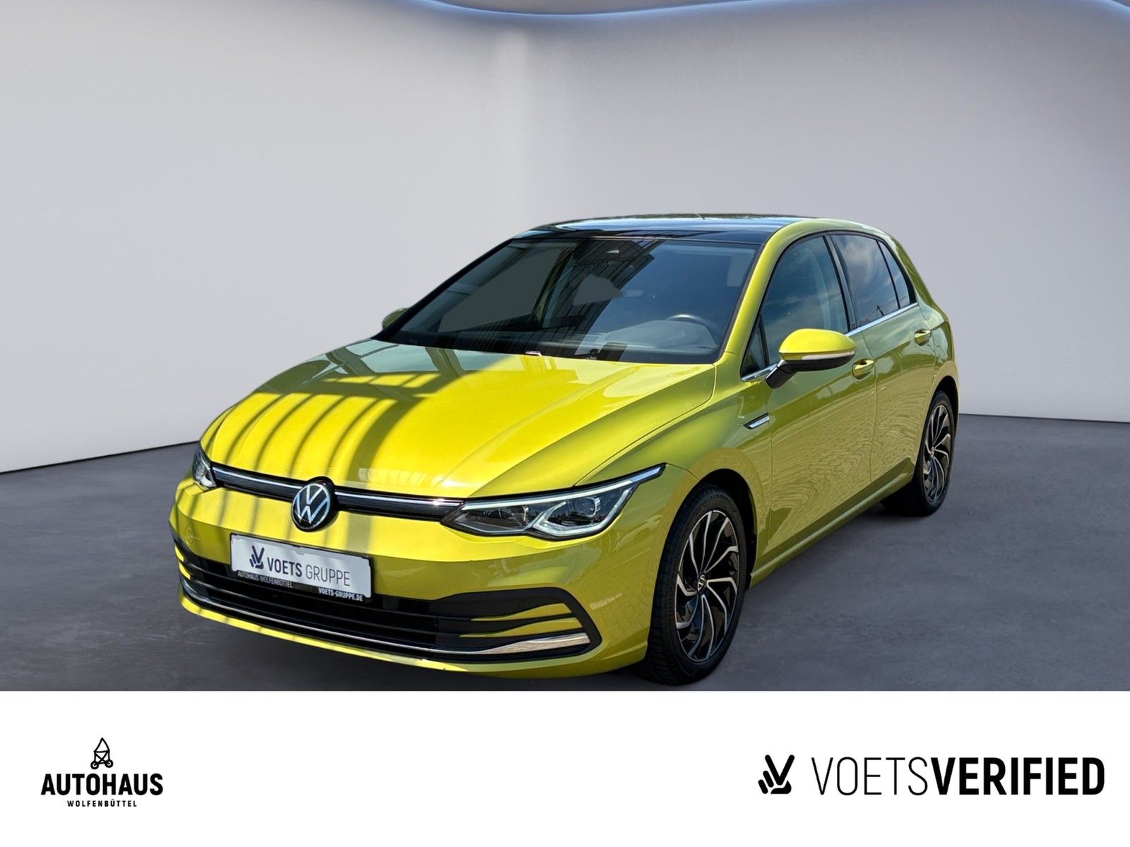 Volkswagen Golf VIII Style 1.5 TSI MATRIX+DCC+NAV+PANO