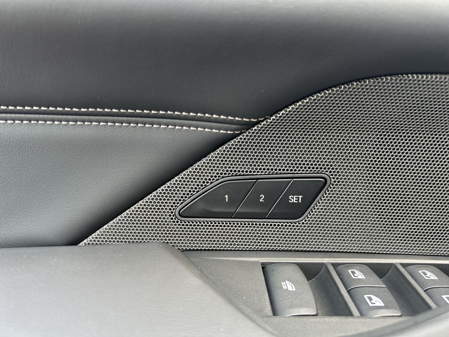 Fahrzeugabbildung BMW M440i xDrive Cabrio M Sport Pro Innovationspaket