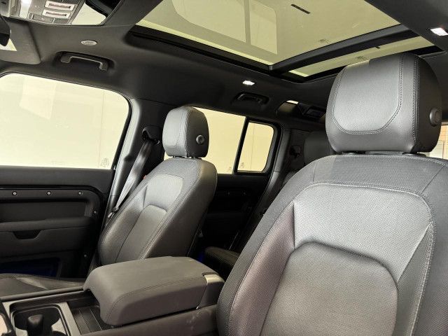 Foto Nummer 13: LAND ROVER Defender