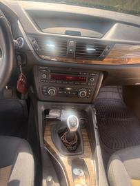 2010 BMW X1 — миниатюра 15
