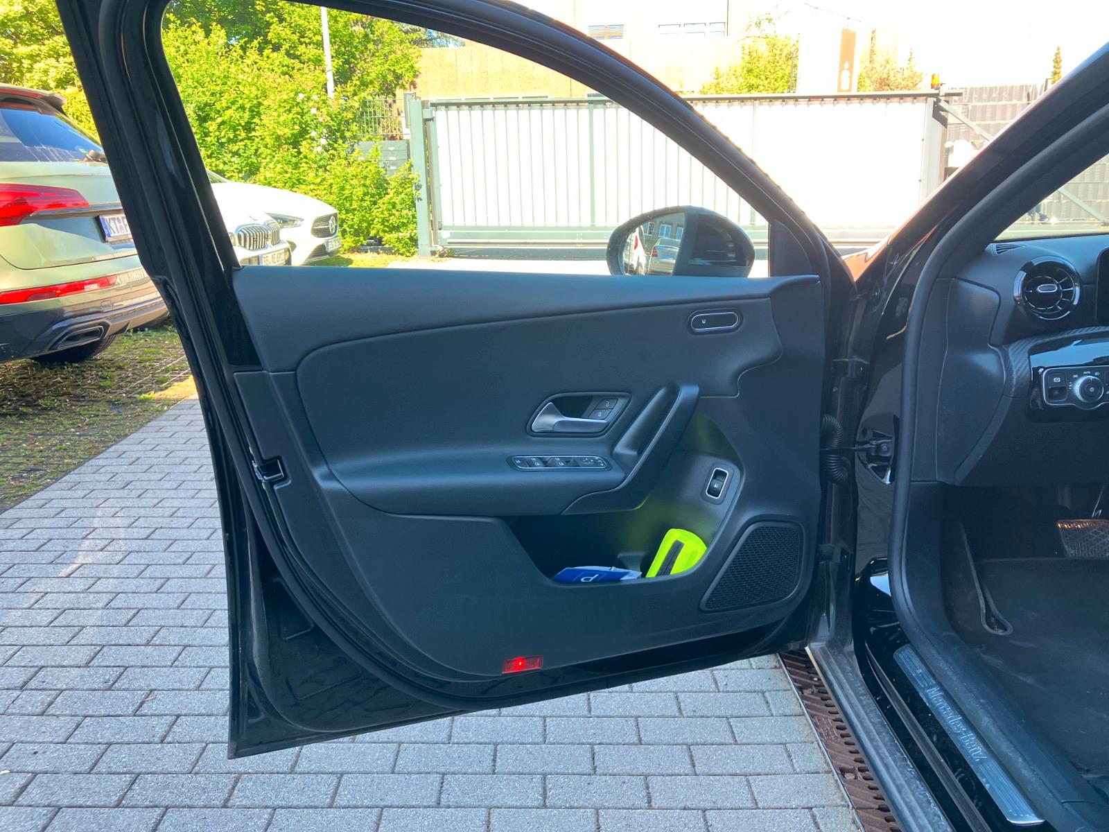 Mercedes-Benz A 250 e