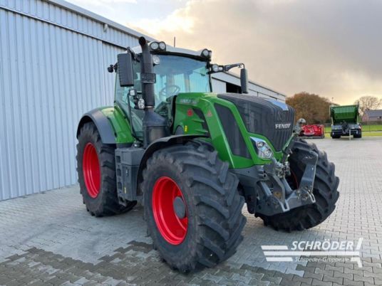 Fendt 828 VARIO S4 PROFI PLUS