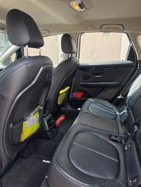 BMW 220 - 7