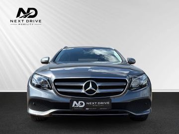 Mercedes E 220 - 8