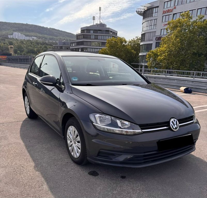Image of Volkswagen Golf