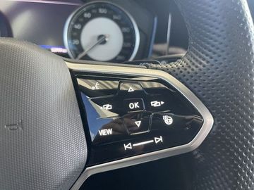 Volkswagen Touareg - 10