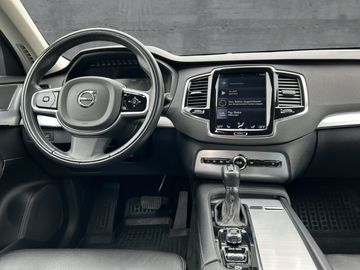 Volvo XC90 - 6