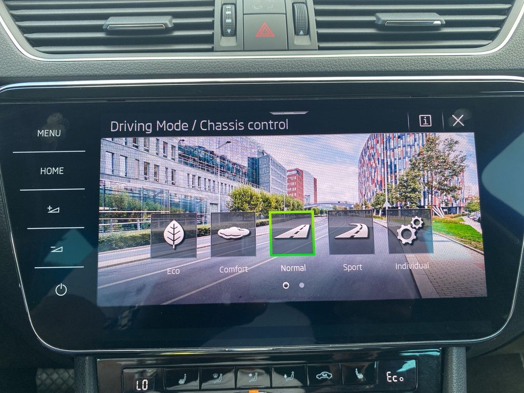 Skoda Superb - Bild 25