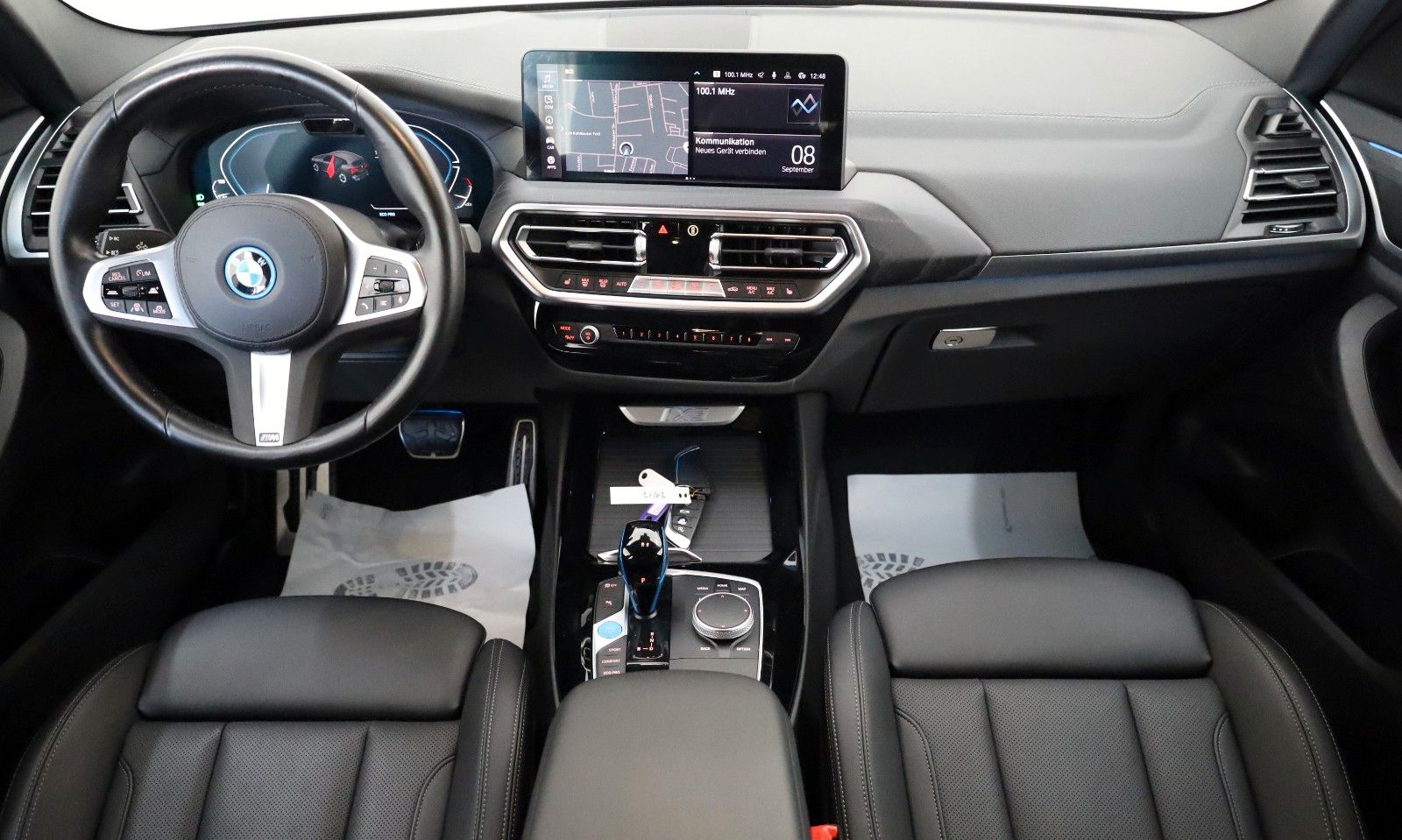 Fahrzeugabbildung BMW iX3 Inspiring+M Pak.,Leder,Navi,LED,PanDach,Park