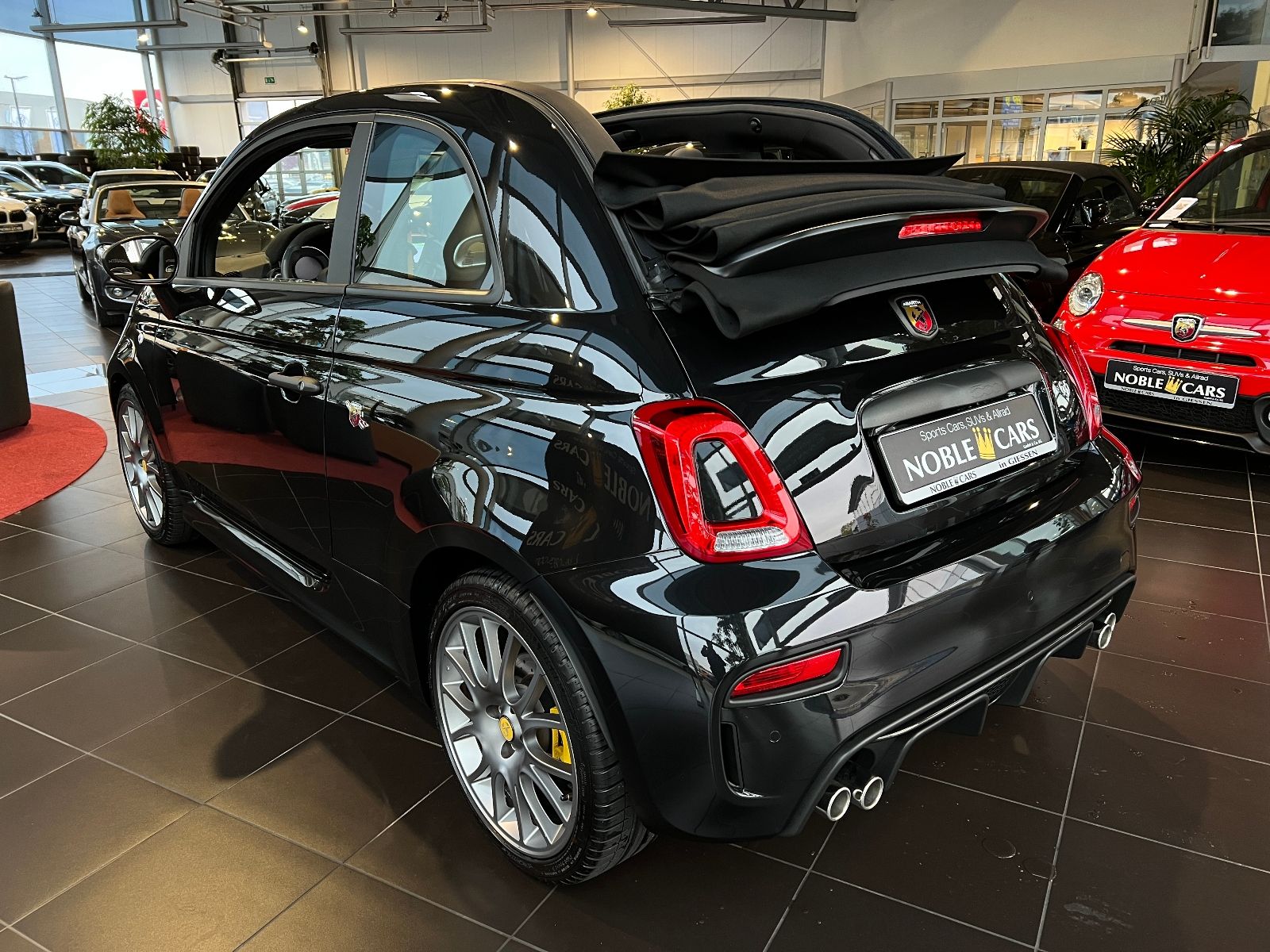 Fahrzeugabbildung Abarth 695C XENON NAVI ALU