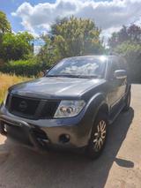 Nissan Pathfinder - gebrauchte Nissan Pathfinder aus dem Jahr 2011