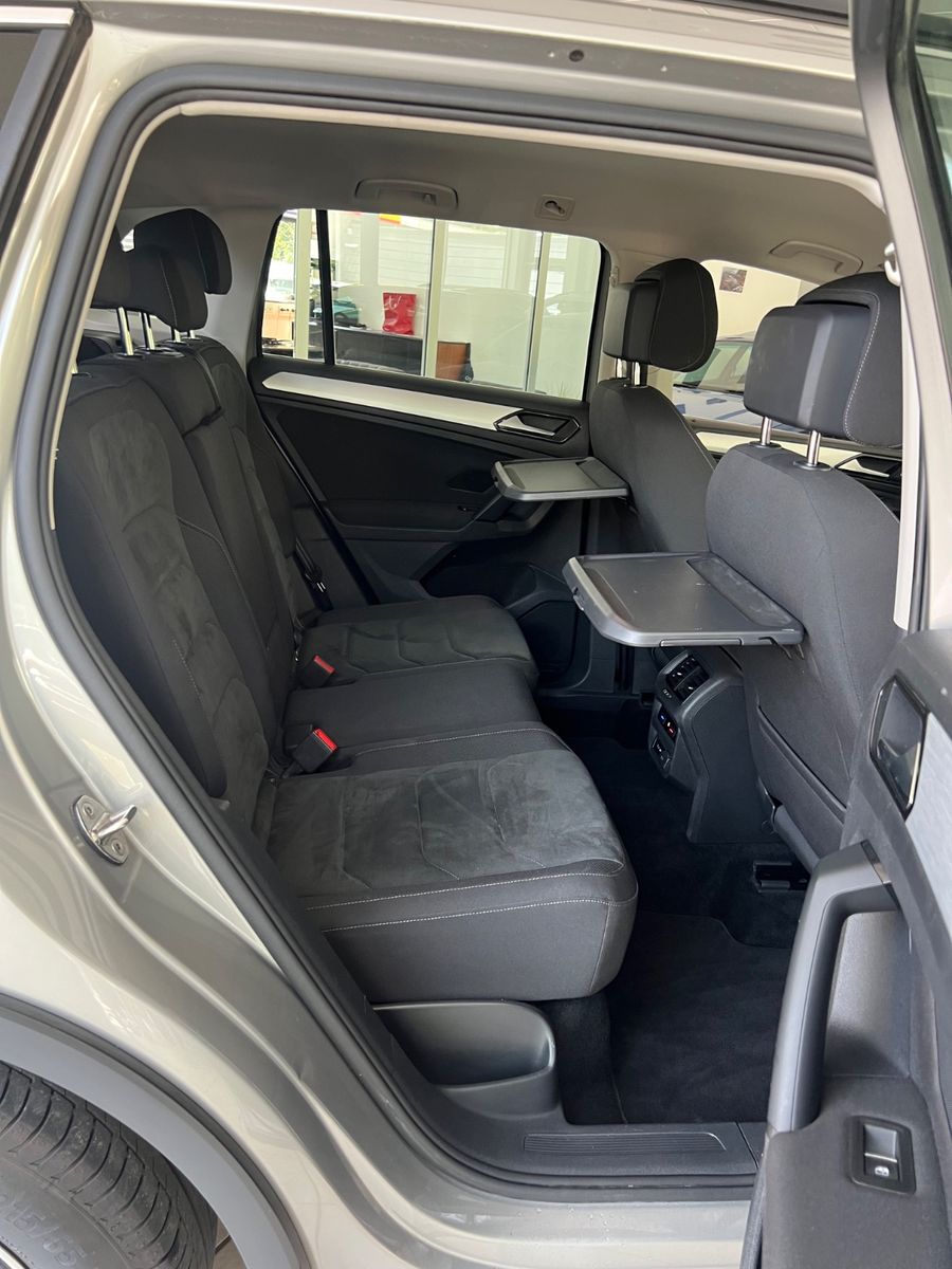 Fahrzeugabbildung Volkswagen Tiguan Comfortline 2.0 TDI DSG  *Digitaltacho*