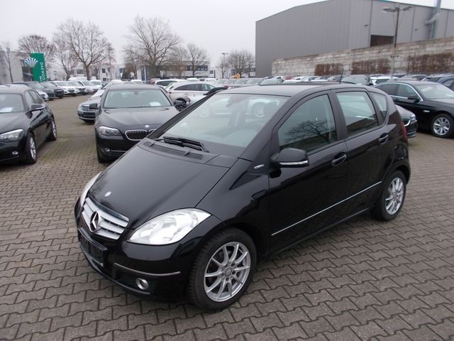 Mercedes-Benz A 180 Avantgarde, SHZ, zus. Alu Winterräder