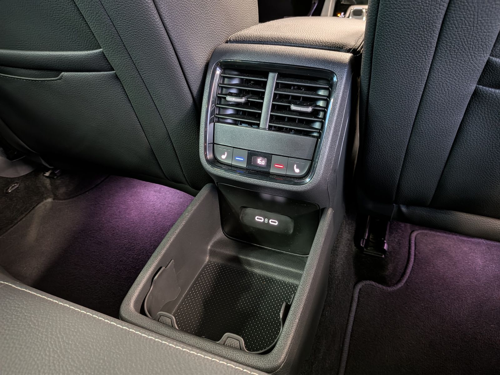 Fahrzeugabbildung SKODA Octavia 2.0 TDI DSG Sportline Matrix 5J-Garantie