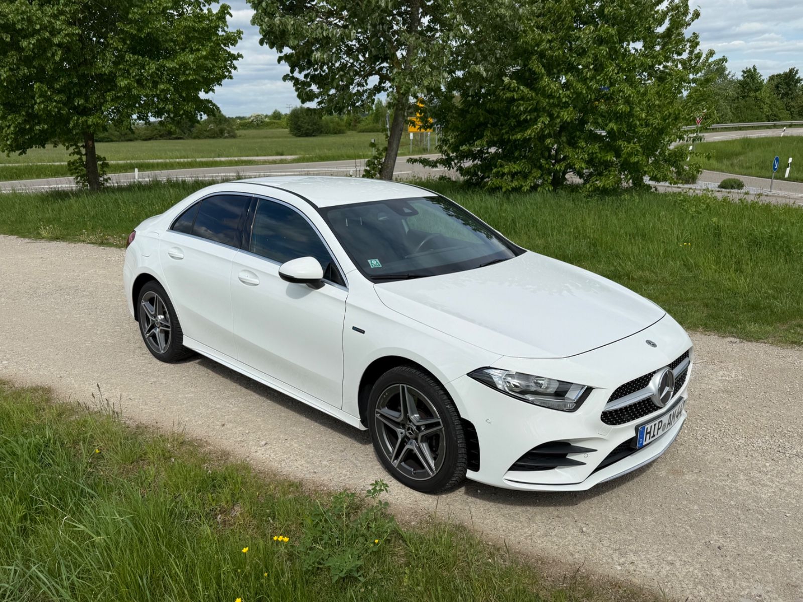MERCEDES-BENZ A 250 e DCT - AMG Line