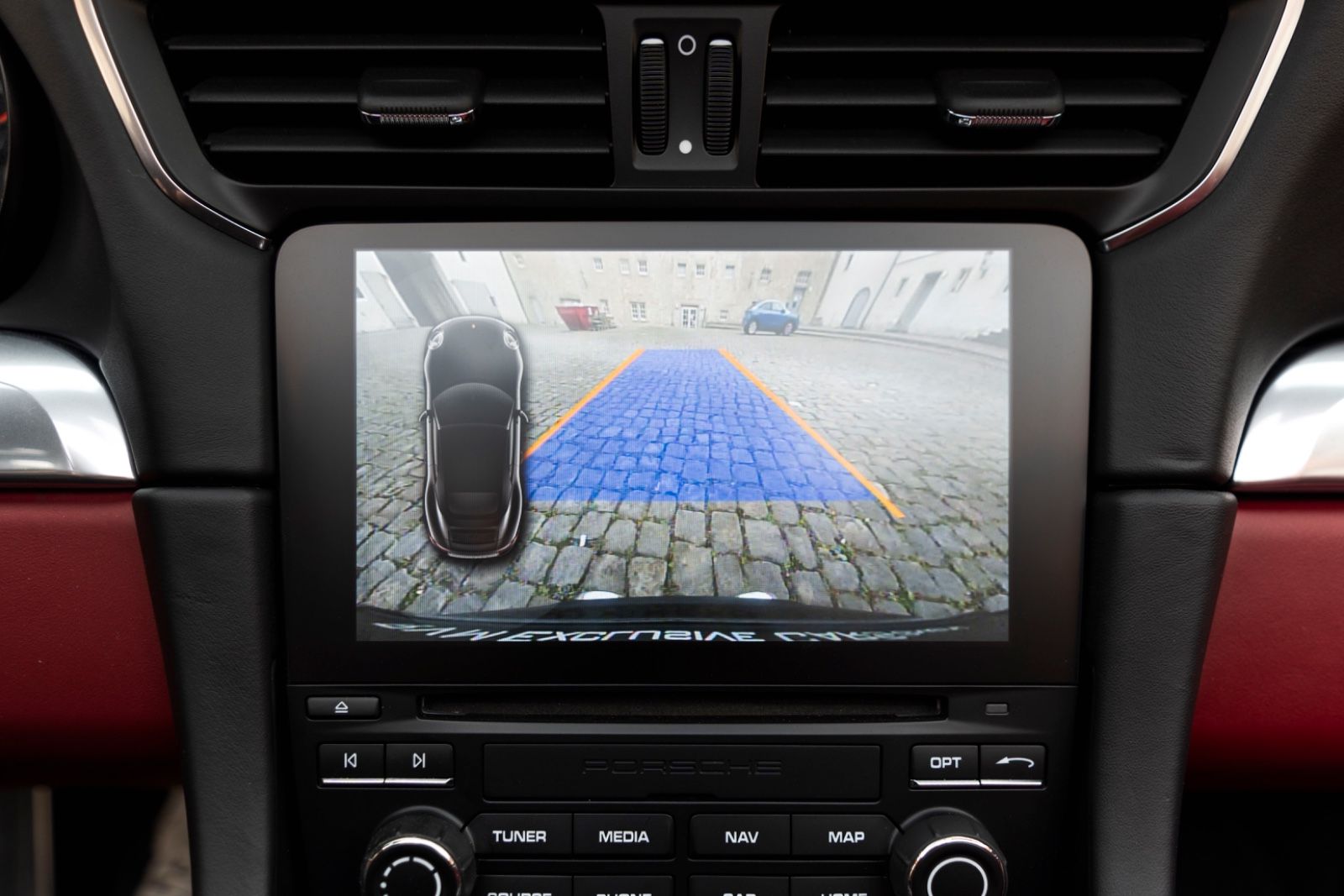 Fahrzeugabbildung Porsche 911 Carrera S Cabrio BOSE PASM TOTW CARPLAY LED