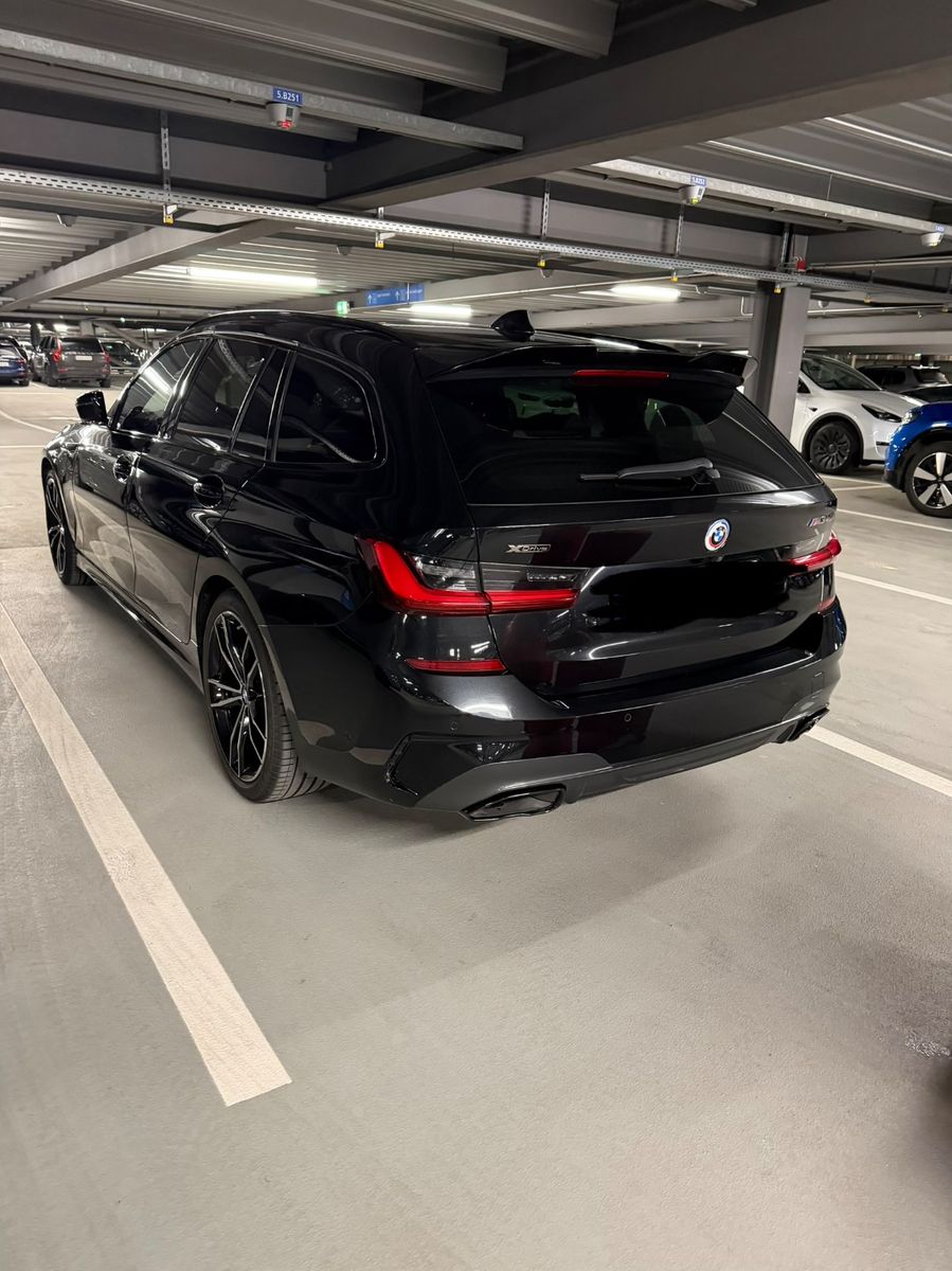 BMW M340i xDrive Touring Auto -