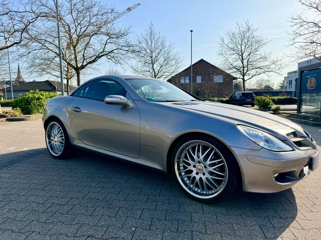 Image of Mercedes-Benz SLK 200