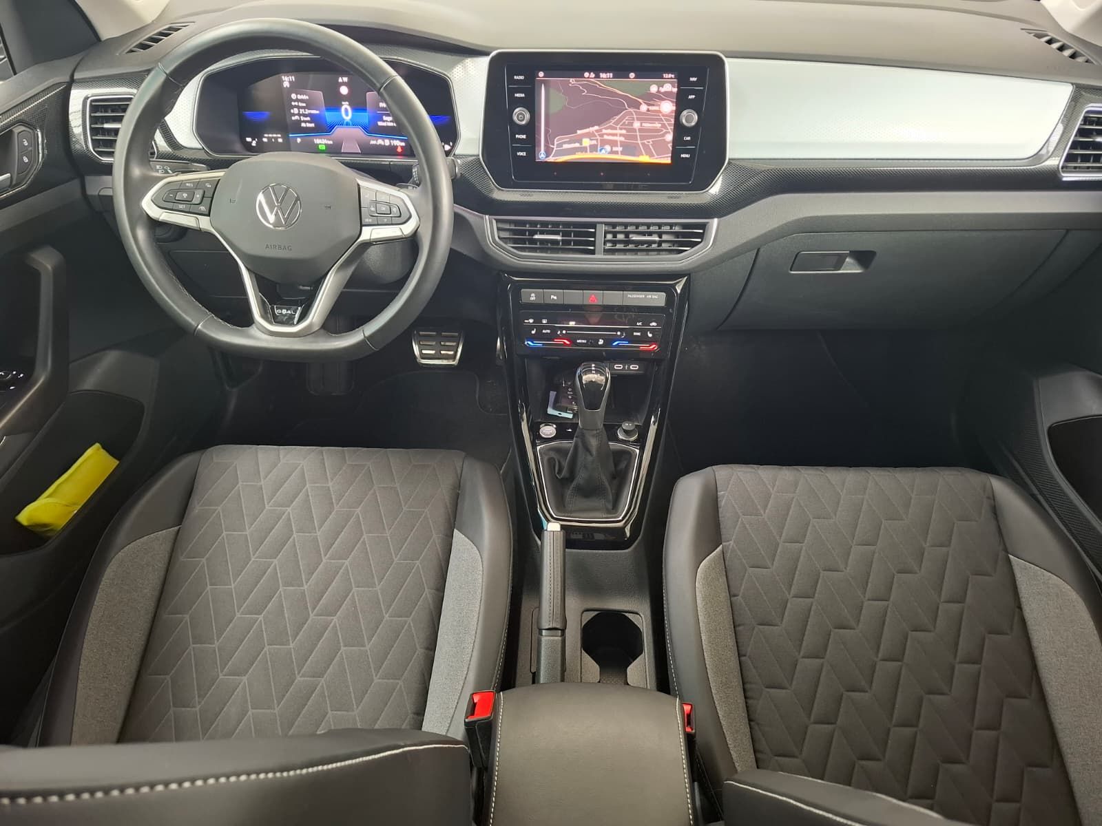 Fahrzeugabbildung Volkswagen T-Cross Goal 1.0 TSI DSG +ACC+LED+Navi+TravelAss