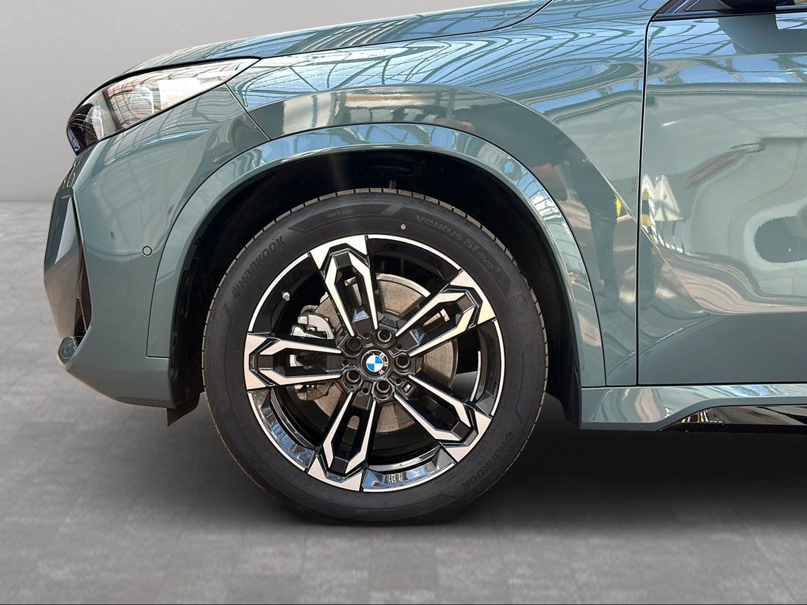 BMW iX1 - Bild 12