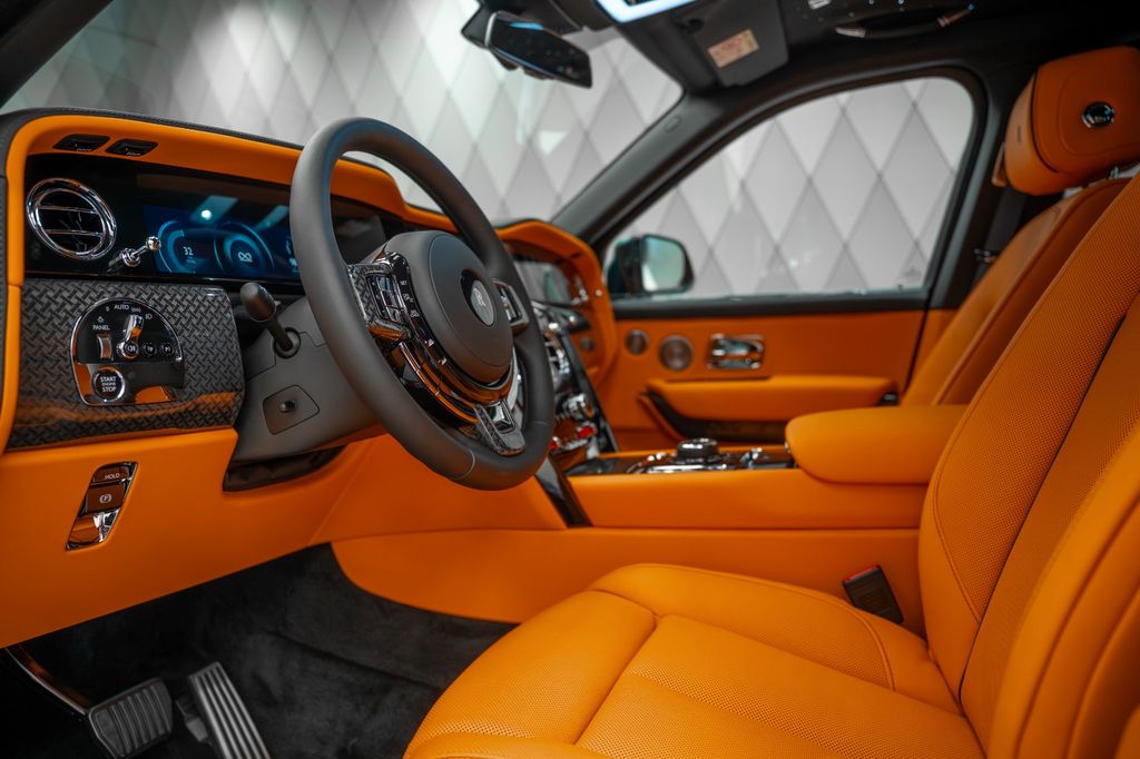 Cullinan BLACK BADGE 2026 GREEN/ORANGE STARLIGHT - Bild 10