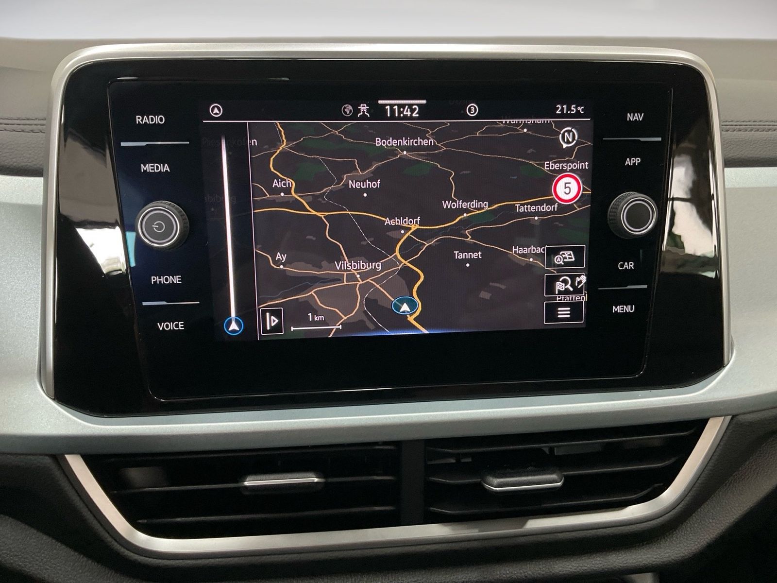Volkswagen T-Roc - Bild 12