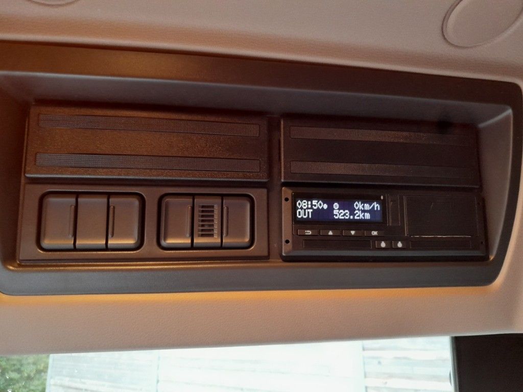 Fahrzeugabbildung DAF FA XB 290 16t Spier Plywoodkoffer