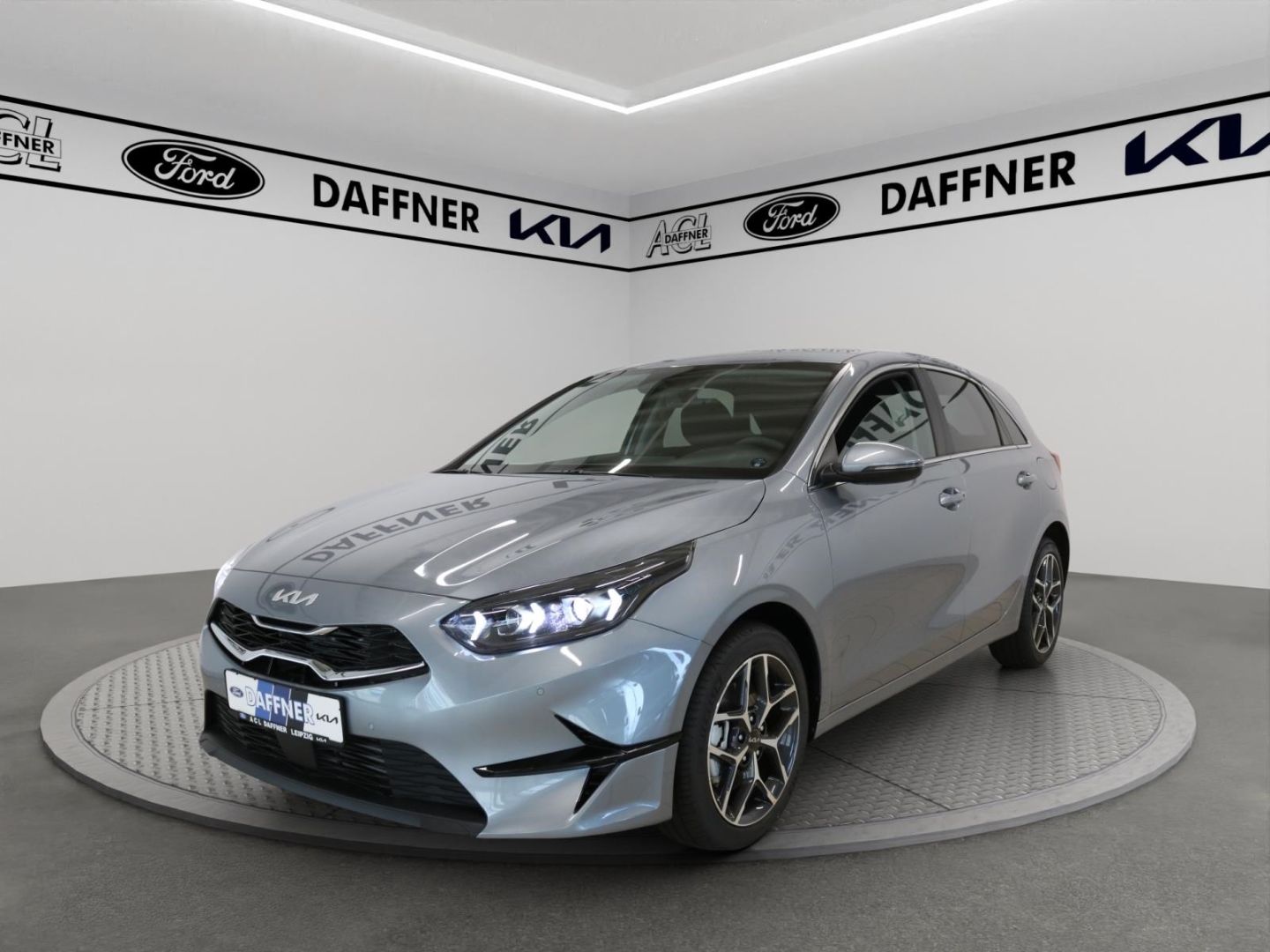Fahrzeugabbildung Kia Ceed Ultimate 1,5 Aut. 48 V LED JBL Style Paket