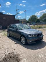 BMW 1er 120 2,0 Liter Benziner - BMW 120 aus 2006