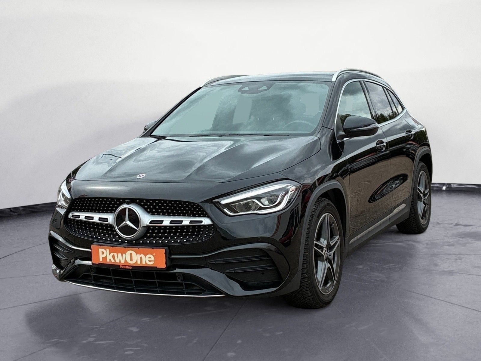 Mercedes-Benz GLA 250 4 MATIC AMG KLIMA*DAB*NAVI*SHZ*PANO*LED*
