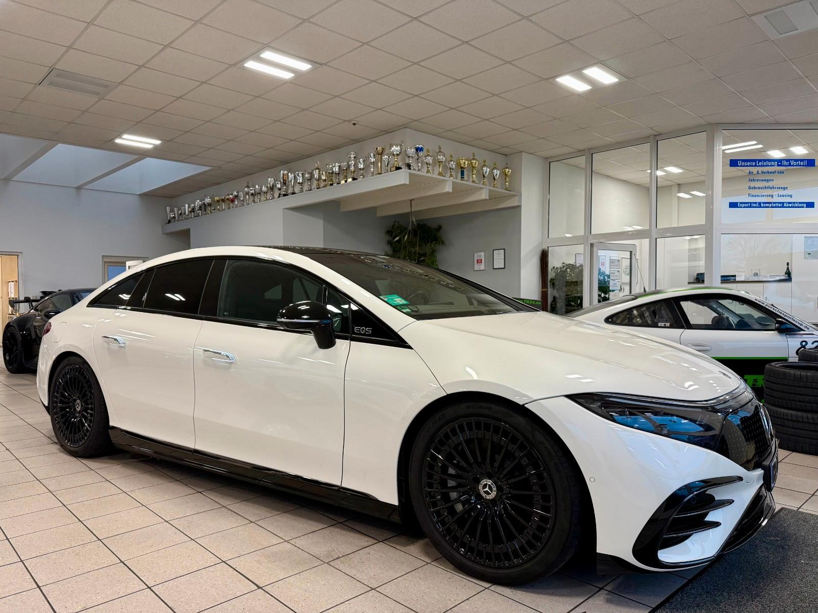 Mercedes-Benz EQS 450+ AMG/Pano/HuD/Distronic/JungeSterne