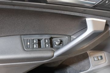 Volkswagen Tiguan 2.0 TDI Elegance AID+ACC+KEY+KAM+LED+AHK