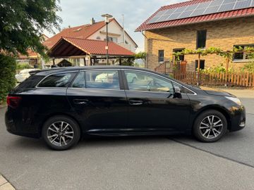Toyota Avensis - 6