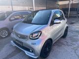 Smart ForTwo 90 0.9 Turbo twinamic Superpassion - Smart Behindertengerecht