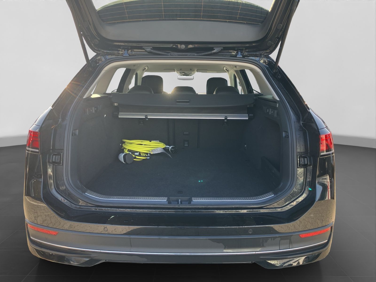 Volkswagen Passat Variant - Bild 17