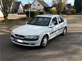 Opel Vectra 1.8 16V CD nur 61tkm! Automatik! - gebrauchte Opel Vectra aus dem Jahr 1996