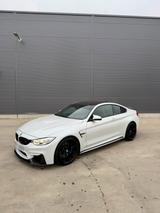 BMW M4 F82 ČR DKG MPerformance Carbon 763M - BMW M4: F82