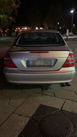 Mercedes-Benz Mercedes w211 E500