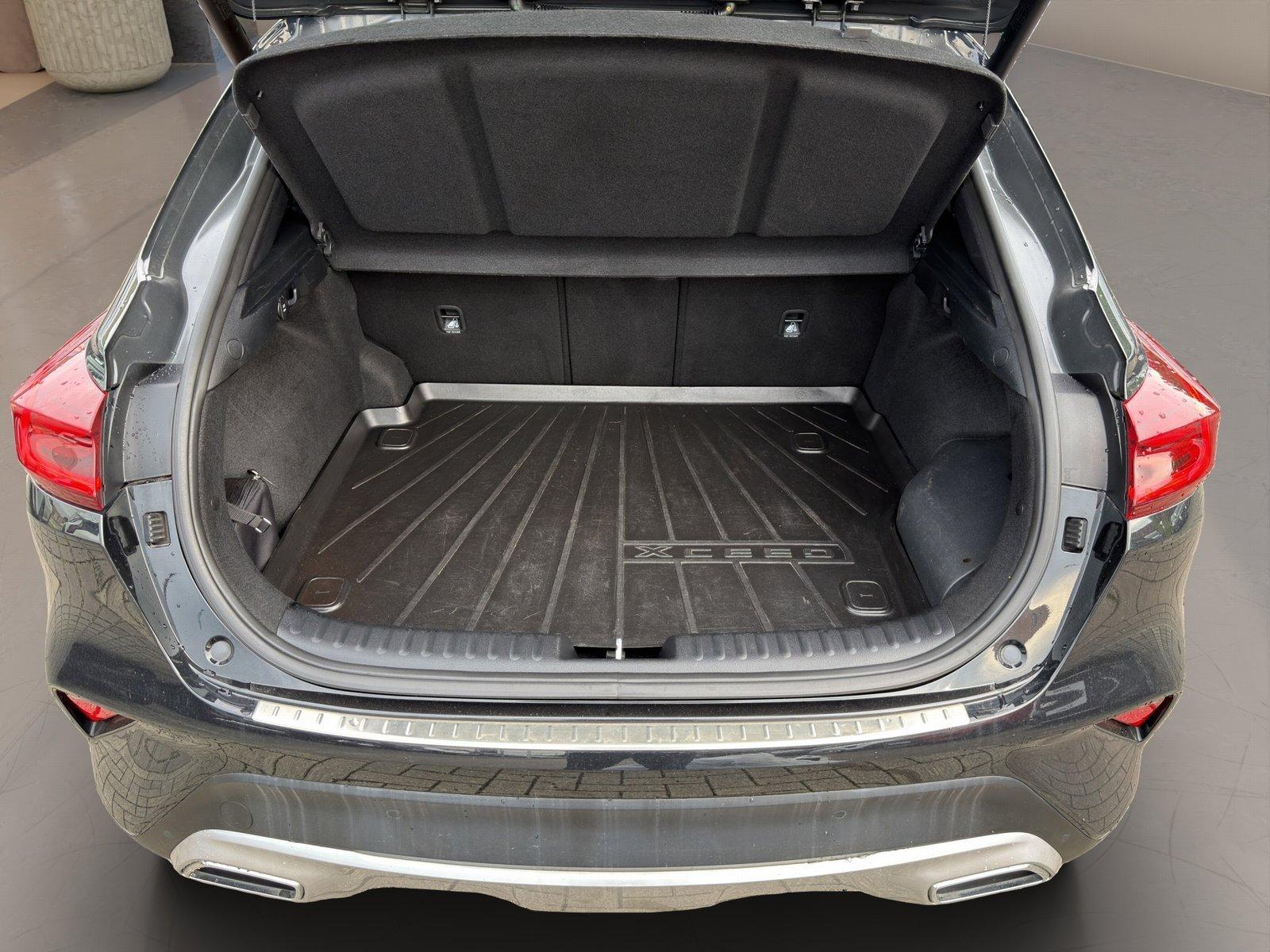 Kia XCeed 1.6 GDI PHEV Platinum DCT AHK~8*Fach~